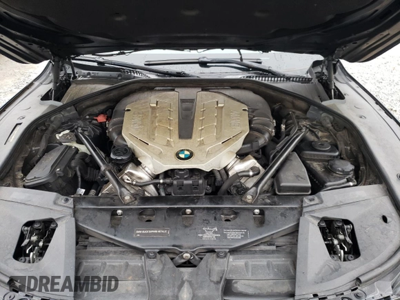 2010 BMW 7 Series 750Li xDrive z VIN WBAKC8C59ACY68940, wystawiony jako Copart lot #68335353 z przebiegiem 168 470 mil mil oraz Szkoda całkowita • Salvage title. Historia ofert i sprzedaży dostępna na DreamBid. Obrazek 11.