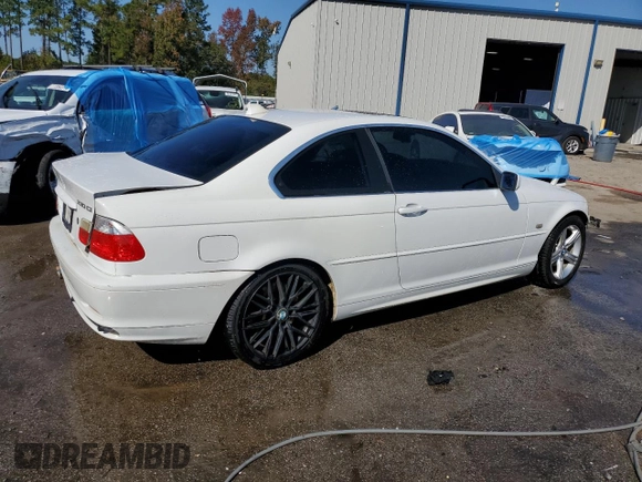 2003 BMW 3 Series 330Ci with VIN WBABN53433PH03075, listed as a Copart auction lot 77252924 with 191,265 mi miles and Salvage title. Bid and sale history available at DreamBid. Image 3.