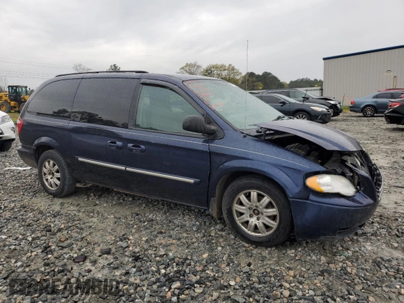 2006 Chrysler Town & Country LWB Touring with VIN 2A4GP54L36R797008, listed as a Copart auction lot 47931964 with 278,016 mi miles and Salvage Title. Bid and sale history available at carsss.com. Image 4.
