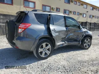 2010 Toyota RAV4 Sport z VIN 2T3WF4DV7AW027540, wystawiony jako Copart lot #63681025 z przebiegiem 150 546 mil mil oraz Szkoda całkowita • Salvage title. Historia ofert i sprzedaży dostępna na DreamBid. Obrazek 3.