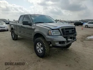 2005 Ford F-150 STX z VIN 1FTRX12W45FA04955, wystawiony jako Copart lot #54565015 z przebiegiem 189 505 mil mil oraz Szkoda całkowita • Salvage title. Historia ofert i sprzedaży dostępna na DreamBid. Obrazek 13.
