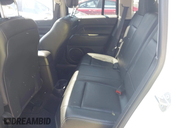 2017 Jeep Compass High Altitude with VIN 1C4NJDEB6HD137016, listed as a IAAI auction lot 42631898 with 131,818 mi miles and . Bid and sale history available at DreamBid. Image 8.