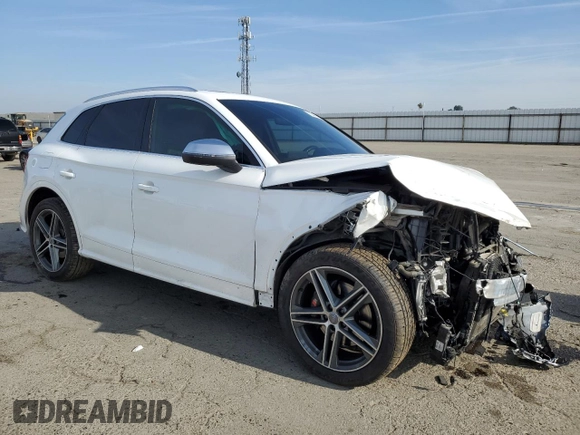 2019 Audi SQ5 Premium Plus with VIN WA1B4AFY8K2002466, listed as a Copart auction lot 86432854 with 41,572 mi miles and Salvage Title. Bid and sale history available at carsss.com. Image 4.