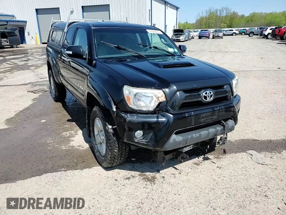 2014 Toyota Tacoma with VIN 5TFUU4EN3EX102005, listed as a Copart auction lot 56366605 with 179,950 mi miles and Salvage Title. Bid and sale history available at DreamBid. Image 13.