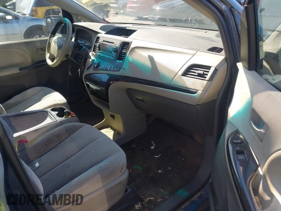 2013 Toyota Sienna LE AAS with VIN 5TDKK3DCXDS350005, listed as a IAAI auction lot 42470301 with 345,695 mi miles and . Bid and sale history available at DreamBid. Image 5.
