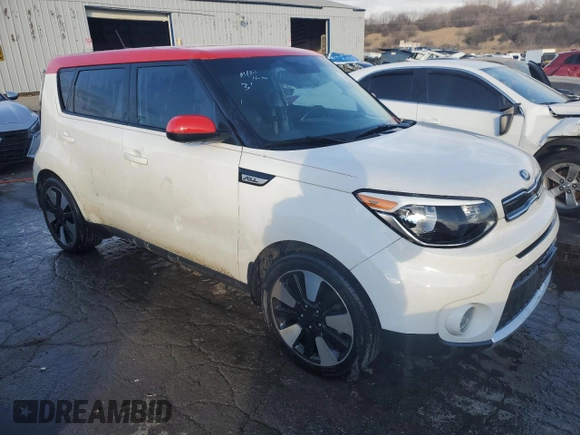 2017 Kia Soul + with VIN KNDJP3A52H7489404, listed as a Copart auction lot 83559824 with 61,961 mi miles and Clean Title. Bid and sale history available at carsss.com. Image 4.
