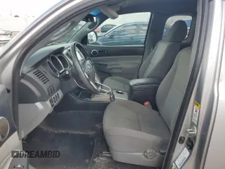 2014 Toyota Tacoma z VIN 5TFTX4CN7EX037942, wystawiony jako Copart lot #56764955 z przebiegiem 167 757 mil mil oraz Czysty tytuł • Clean title. Historia ofert i sprzedaży dostępna na DreamBid. Obrazek 7.