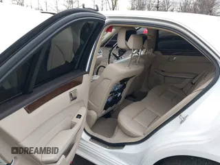 2016 Mercedes-Benz E 350 Sport with VIN WDDHF5KB6GB237450, listed as a IAAI auction lot 41297976 with 60,573 mi miles and . Bid and sale history available at DreamBid. Image 8.
