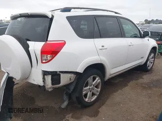 2006 Toyota RAV4 Sport with VIN JTMZK32VX65005262, listed as a IAAI auction lot 42185327 with 224,198 mi miles. Bid and sale history available at carsss.com. Image 4.