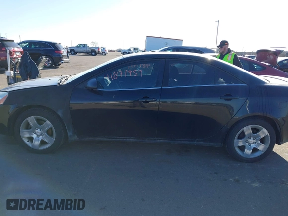 2008 Pontiac G6 with VIN 1G2ZG57B284187306, listed as a IAAI auction lot 41871959 with 190,744 mi miles. Bid and sale history available at carsss.com. Image 14.