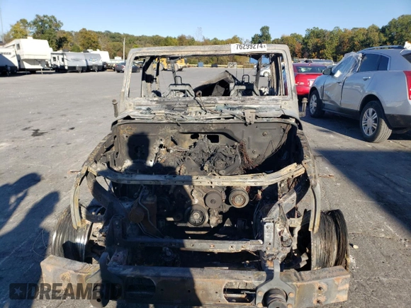 2018 Jeep Wrangler JK Unlimited Sport RHD with VIN 1C4BJWKG6JL897568, listed as a Copart auction lot 76299274 with 0 mi miles and Non Repairable. Bid and sale history available at carsss.com. Image 5.