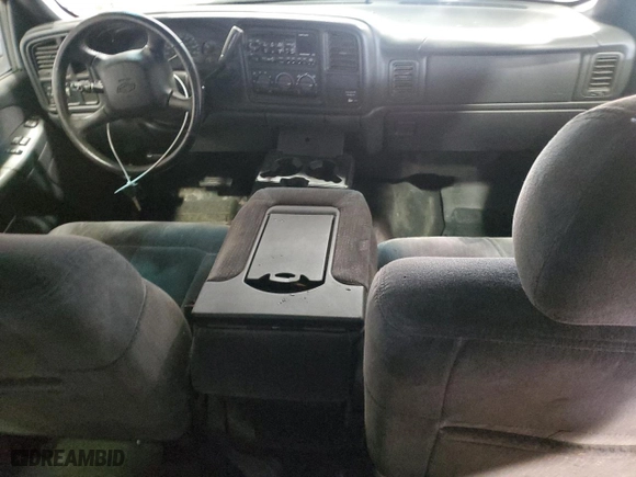 1999 Chevrolet Silverado 1500 LS with VIN 2GCEC19T7X1198025, listed as a Copart auction lot 45314655 with 161,724 mi miles and Salvage Title. Bid and sale history available at carsss.com. Image 8.