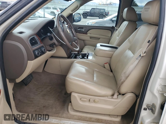 2010 Chevrolet Suburban LTZ with VIN 1GNUKKE35AR292291, listed as a Copart auction lot 49627085 with 233,359 mi miles and Salvage Title. Bid and sale history available at carsss.com. Image 7.