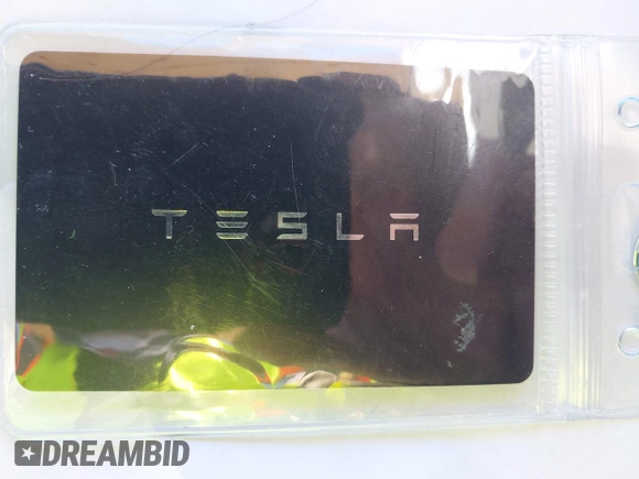 2024 Tesla Model Y Long Range with VIN 7SAYGDEE8RF161370, listed as a IAAI auction lot 41692706 with 11,490 mi miles. Bid and sale history available at carsss.com. Image 11.