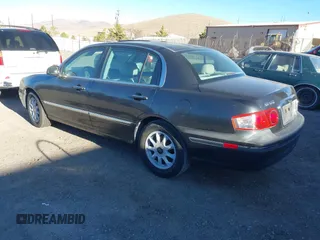 2004 Kia Amanti z VIN KNALD124645048776, wystawiony jako IAAI lot #41337748 z przebiegiem 105 447 mil mil oraz . Historia ofert i sprzedaży dostępna na DreamBid. Obrazek 3.