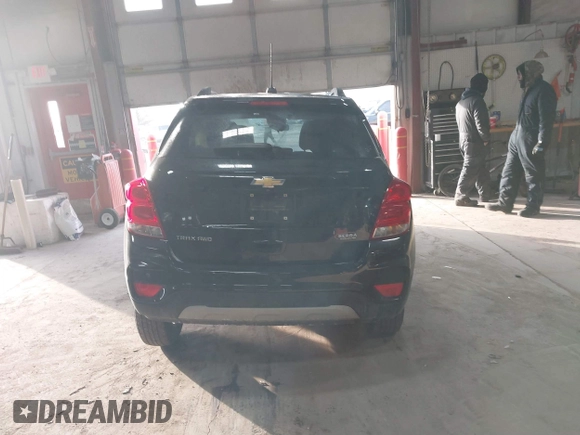 2021 Chevrolet Trax LT with VIN KL7CJPSB4MB357111, listed as a IAAI auction lot 41353017 with 39,650 mi miles. Bid and sale history available at carsss.com. Image 16.