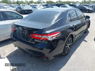 2018 Toyota Camry LE with VIN 4T1B11HK9JU606226, listed as a IAAI auction lot 41860788 with 95,168 mi miles. Bid and sale history available at carsss.com. Image 4.