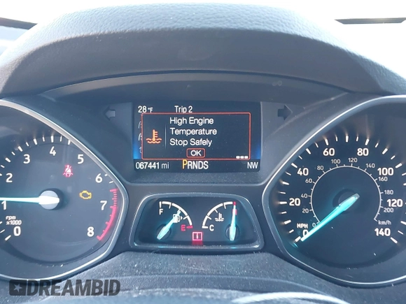 2017 Ford Escape SE with VIN 1FMCU9GD6HUC70333, listed as a IAAI auction lot 41920087 with 67,441 mi miles. Bid and sale history available at carsss.com. Image 7.