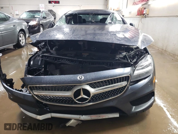 2015 Mercedes-Benz CLS 400 with VIN WDDLJ6HB0FA145504, listed as a Copart auction lot 86002954 with 69,568 mi miles and Salvage title. Bid and sale history available at DreamBid. Image 5.