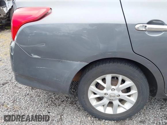 2017 Nissan Versa SV z VIN 3N1CN7AP3HL849494, wystawiony jako IAAI lot #42099068 z przebiegiem 110 174 mil mil oraz . Historia ofert i sprzedaży dostępna na DreamBid. Obrazek 20.