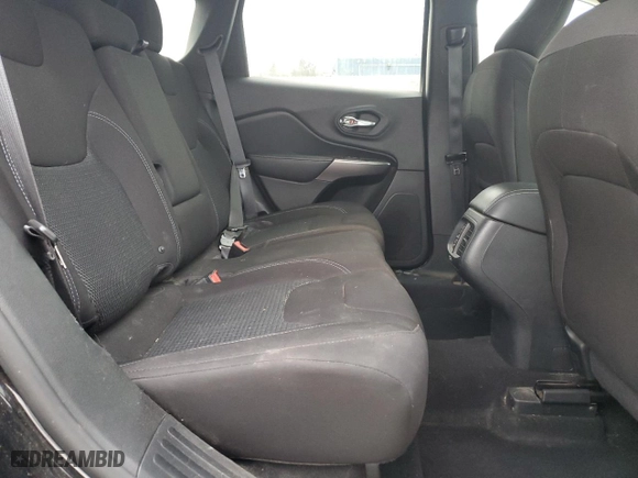 2019 Jeep Cherokee Latitude with VIN 1C4PJLCB6KD444229, listed as a Copart auction lot 50917605 with 117,984 mi miles and Salvage Title. Bid and sale history available at carsss.com. Image 11.
