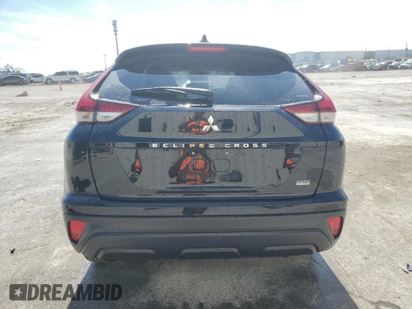 2024 Mitsubishi Eclipse Cross LE z VIN JA4ATVAA8RZ001710, wystawiony jako Copart lot #42731585 z przebiegiem 41 600 mil mil oraz Nie do naprawy • Non repairable. Historia ofert i sprzedaży dostępna na DreamBid. Obrazek 6.