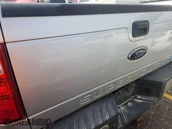 2014 Ford F-250 XL with VIN 1FT7X2B6XEEB53759, listed as a IAAI auction lot 42624858 with 118,283 mi miles and . Bid and sale history available at DreamBid. Image 7.