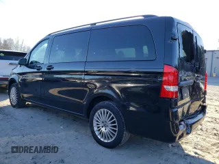 2020 Mercedes-Benz Metris with VIN W1WV0FEY7L3763633, listed as a Copart auction lot 82756324 with 35,263 mi miles and Salvage Title. Bid and sale history available at DreamBid. Image 2.