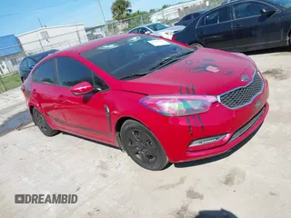 2016 Kia Forte LX with VIN KNAFK4A66G5510667, listed as a IAAI auction lot 41701919 with 165,361 mi miles. Bid and sale history available at carsss.com. Image 1.