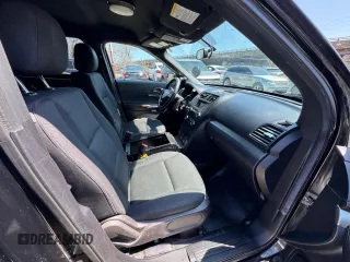 2018 Ford Police Interceptor Utility z VIN 1FM5K8AR4JGA32224, wystawiony jako Copart lot #55688025 z przebiegiem 121 565 mil mil oraz Tytuł czysty. Historia ofert i sprzedaży dostępna na DreamBid. Obrazek 5.