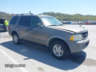2002 Ford Explorer XLS z VIN 1FMZU72E92UC39924, wystawiony jako IAAI lot #42049161 z przebiegiem Nie podano mil oraz . Historia ofert i sprzedaży dostępna na DreamBid. Obrazek 1.