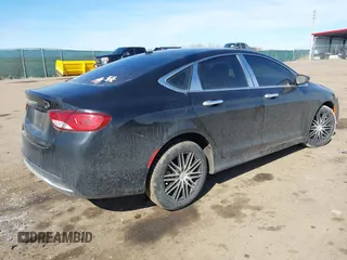 2015 Chrysler 200 C with VIN 1C3CCCCB3FN575678, listed as a IAAI auction lot 41765454 with 86,187 mi miles. Bid and sale history available at carsss.com. Image 4.