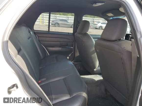 2010 Ford Police Interceptor z VIN 2FABP7BV0AX121156, wystawiony jako Copart lot #52085275 z przebiegiem 158 578 mil mil oraz Szkoda całkowita • Salvage title. Historia ofert i sprzedaży dostępna na DreamBid. Obrazek 10.