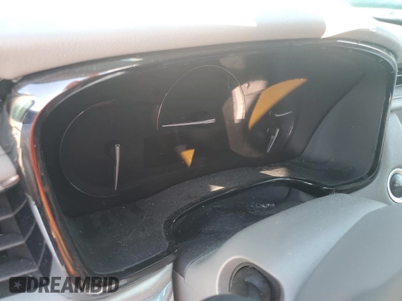 2017 Cadillac XT5 Luxury AWD z VIN 1GYKNDRSXHZ267282, wystawiony jako Copart lot #82061694 z przebiegiem Nie podano mil oraz Szkoda całkowita • Salvage title. Historia ofert i sprzedaży dostępna na DreamBid. Obrazek 9.