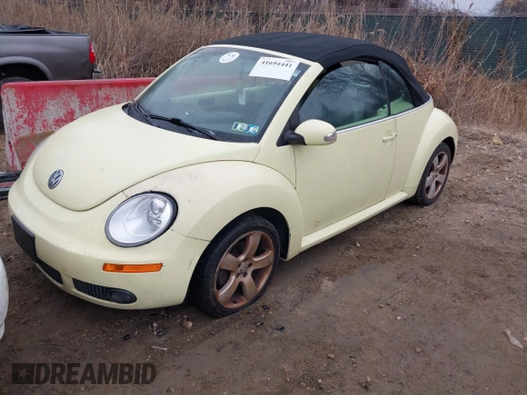 2006 Volkswagen Beetle с VIN 3VWSF31Y96M304430, выставлен на аукционе IAAI как лот 41694441 с пробегом 98 040 миль миль и . История ставок и продаж доступна на DreamBid. Изображение 2.
