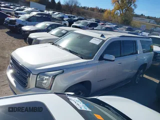 2015 GMC Yukon XL SLT with VIN 1GKS2HKC0FR179223, listed as a IAAI auction lot 40964120 with 184,592 mi miles. Bid and sale history available at carsss.com. Image 17.