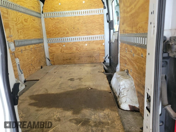 2018 Ford Transit with VIN 1FTYE1CM0JKA08176, listed as a IAAI auction lot 42727683 with 287,555 mi miles and . Bid and sale history available at DreamBid. Image 8.