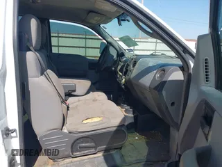 2005 Ford F-150 XLT with VIN 1FTPX14505NA67097, listed as a IAAI auction lot 42012449 with 192,258 mi miles. Bid and sale history available at carsss.com. Image 5.
