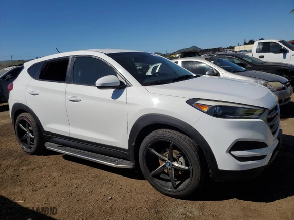 2018 Hyundai Tucson SE with VIN KM8J23A40JU835541, listed as a Copart auction lot 47139315 with 56,304 mi miles and Salvage Title. Bid and sale history available at carsss.com. Image 4.