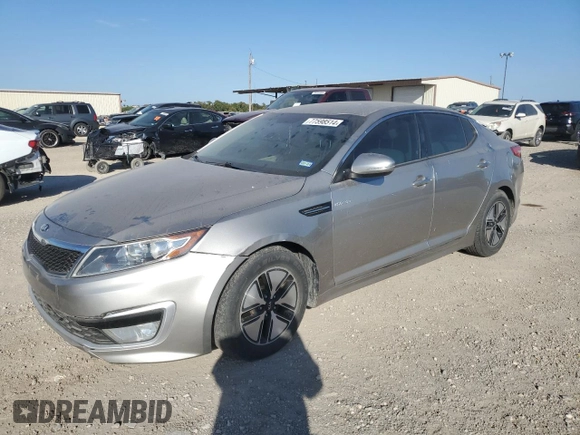 2013 Kia Optima LX with VIN KNAGM4AD1D5043425, listed as a Copart auction lot 77598514 with 123,667 mi miles and Clean Title. Bid and sale history available at DreamBid. Image 1.