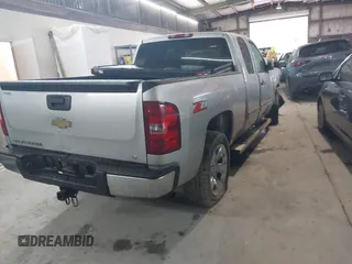 2007 Chevrolet Silverado 1500 Work Truck with VIN 2GCEC19C771603879, listed as a IAAI auction lot 42086392 with 307,745 mi miles and . Bid and sale history available at DreamBid. Image 4.