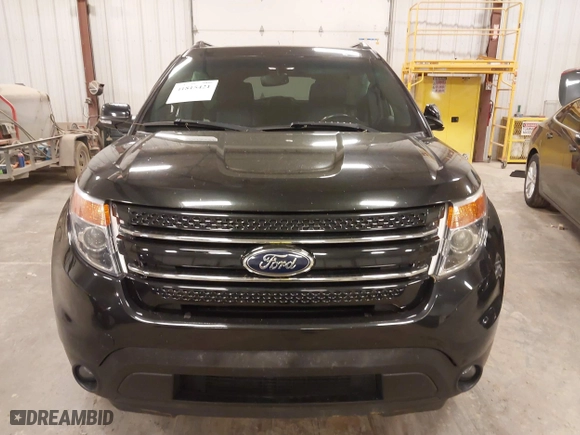 2013 Ford Explorer Limited with VIN 1FM5K8F80DGA26408, listed as a IAAI auction lot 41815421 with 200,012 mi miles. Bid and sale history available at carsss.com. Image 12.