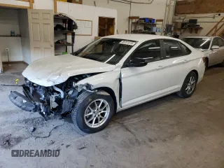 2024 Volkswagen Jetta Sport z VIN 3VWBM7BU6RM020198, wystawiony jako Copart lot #46701515 z przebiegiem 22 147 mil mil oraz Szkoda całkowita • Salvage title. Historia ofert i sprzedaży dostępna na DreamBid. Obrazek 1.