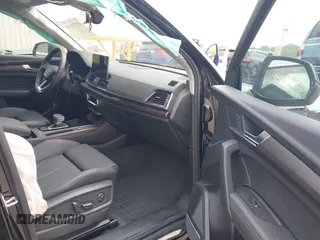 2024 Audi Q5 S line Premium Plus with VIN WA1EAAFY8R2025472, listed as a IAAI auction lot 42371409 with 10,737 mi miles and . Bid and sale history available at DreamBid. Image 5.