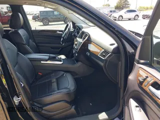 2014 Mercedes-Benz M 350 z VIN 4JGDA2EB7EA409002, wystawiony jako IAAI lot #42347651 z przebiegiem 151 684 mil mil oraz . Historia ofert i sprzedaży dostępna na DreamBid. Obrazek 5.