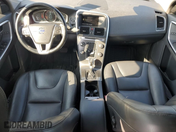 2015 Volvo XC60 z VIN YV4902RD9F2618016, wystawiony jako Copart lot #71642654 z przebiegiem 120 149 mil mil oraz Szkoda całkowita • Salvage title. Historia ofert i sprzedaży dostępna na DreamBid. Obrazek 8.