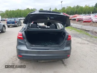 2016 Ford Focus SE z VIN 1FADP3F22GL327604, wystawiony jako IAAI lot #42319889 z przebiegiem 97 736 mil mil oraz . Historia ofert i sprzedaży dostępna na DreamBid. Obrazek 16.