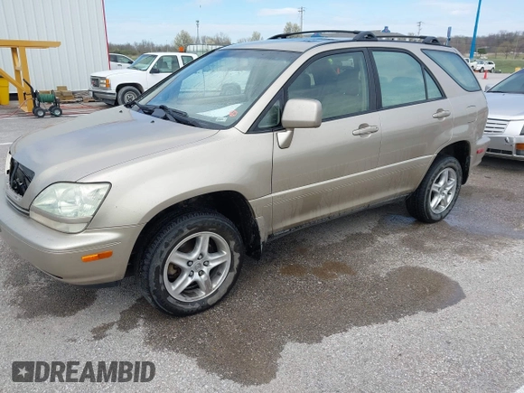 2002 Lexus RX 300 with VIN JTJHF10U720276010, listed as a IAAI auction lot 41917460 with 240,373 mi miles. Bid and sale history available at carsss.com. Image 2.