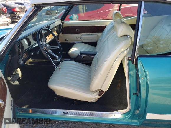 1970 Oldsmobile Cutlass with VIN 342670E151071, listed as a Copart auction lot 41603435 with 204,121 mi miles and Salvage Title. Bid and sale history available at DreamBid. Image 7.