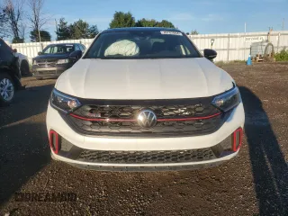 2024 Volkswagen Jetta GLI 40th Anniversary Edition with VIN 3VW9T7BU7RM041921, listed as a Copart auction lot 70782064 with 5,438 mi miles and Clean title. Bid and sale history available at DreamBid. Image 5.